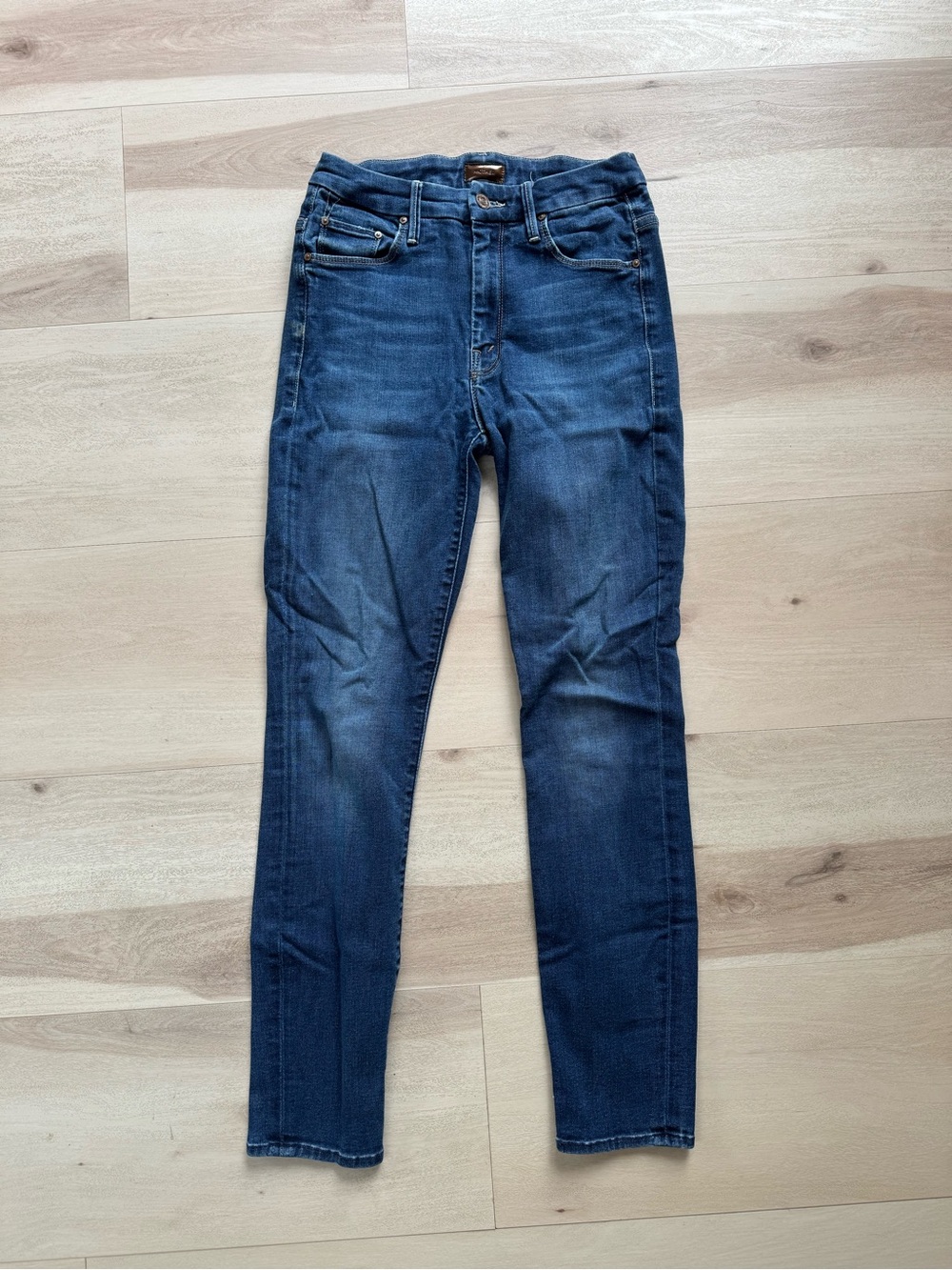MOTHER High Waisted Looker Ankle jeans